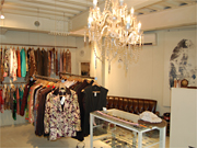 �����ץ󤷤��ƤΥ��ꥨ���ƥ��֤ʤ�Ź�֥ޥ����˥å���