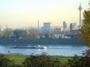 �ɥ��ĵ��ԡ��ٳ��γ���ˬ�ͤ�