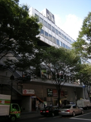 �֥�˥�����ë�ץ饤��Ź�פ���ǯ���ƻ������絬�Ͻ�Ź