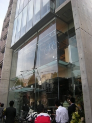 �֥Х����ե�������Ļ���28���˳��ߡ��֥�¥��ȥ󥵥����뤬60��ǯ��