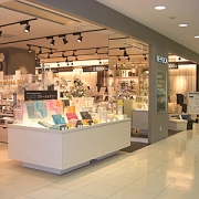 �֥��楫�פν�ë�ޡ������ƥ�Ź��19����ƻ����˥����ץ�