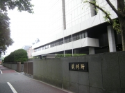 ��Ƽ���¡��ʾ٤ǰո��Ľҡ�7���������Ϻۤ���1��������