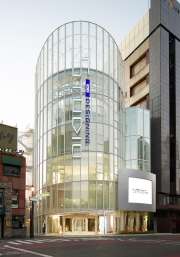 ��LISMO Fes!�פΥ饤�ֲ��ˡ����ơ�KDDI�ǥ����󥹥�������