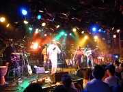 �֥����䥭�������륹�������פ��������顢8��25����˽�ë��