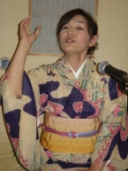 英語落語で国際コミュニケーション 大島 希巳江さん(文京学院大学准教授、教育学博士、英語落語家)